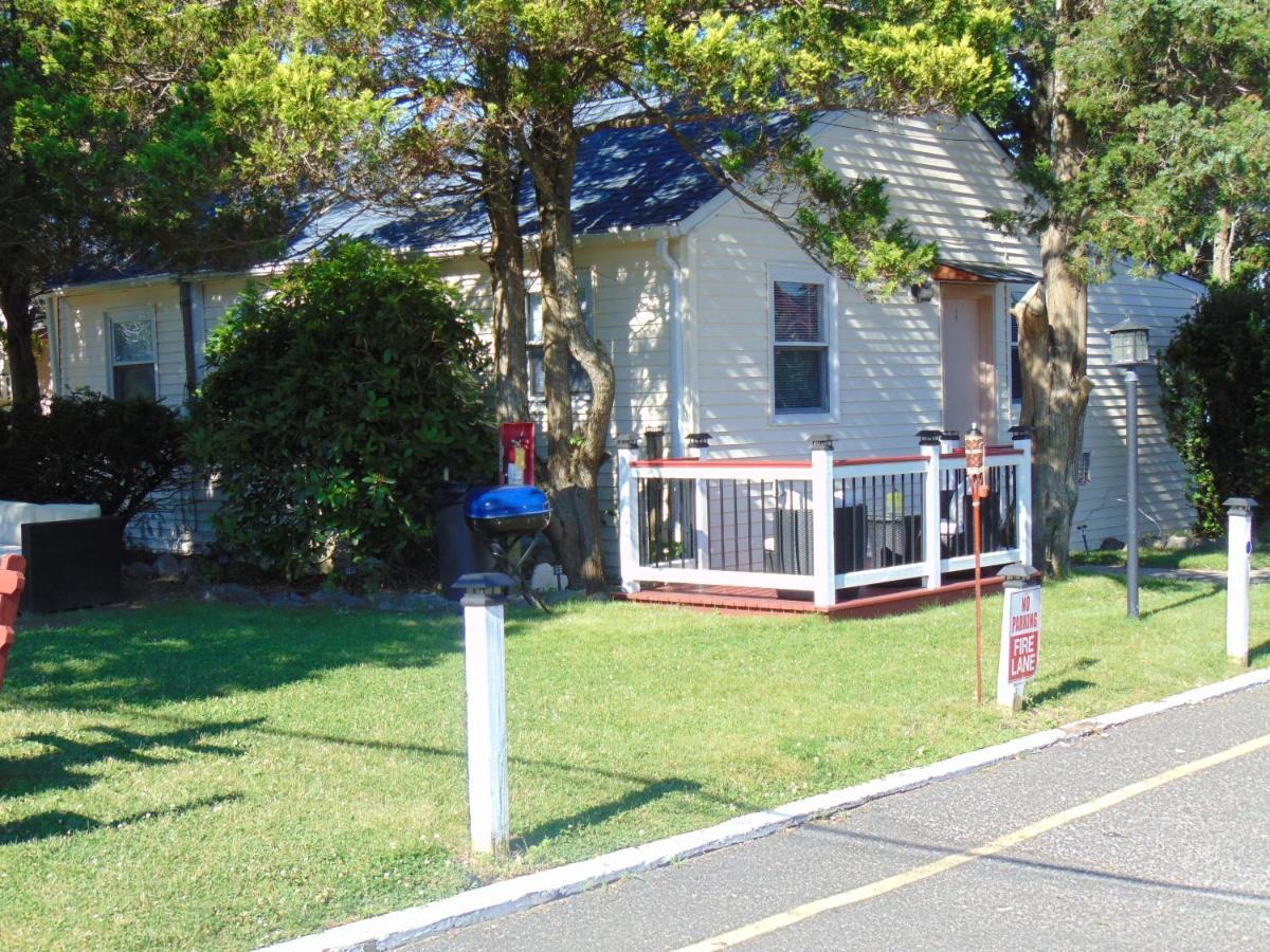 Bay Watch Hotel And Marina Hampton Bays Esterno foto