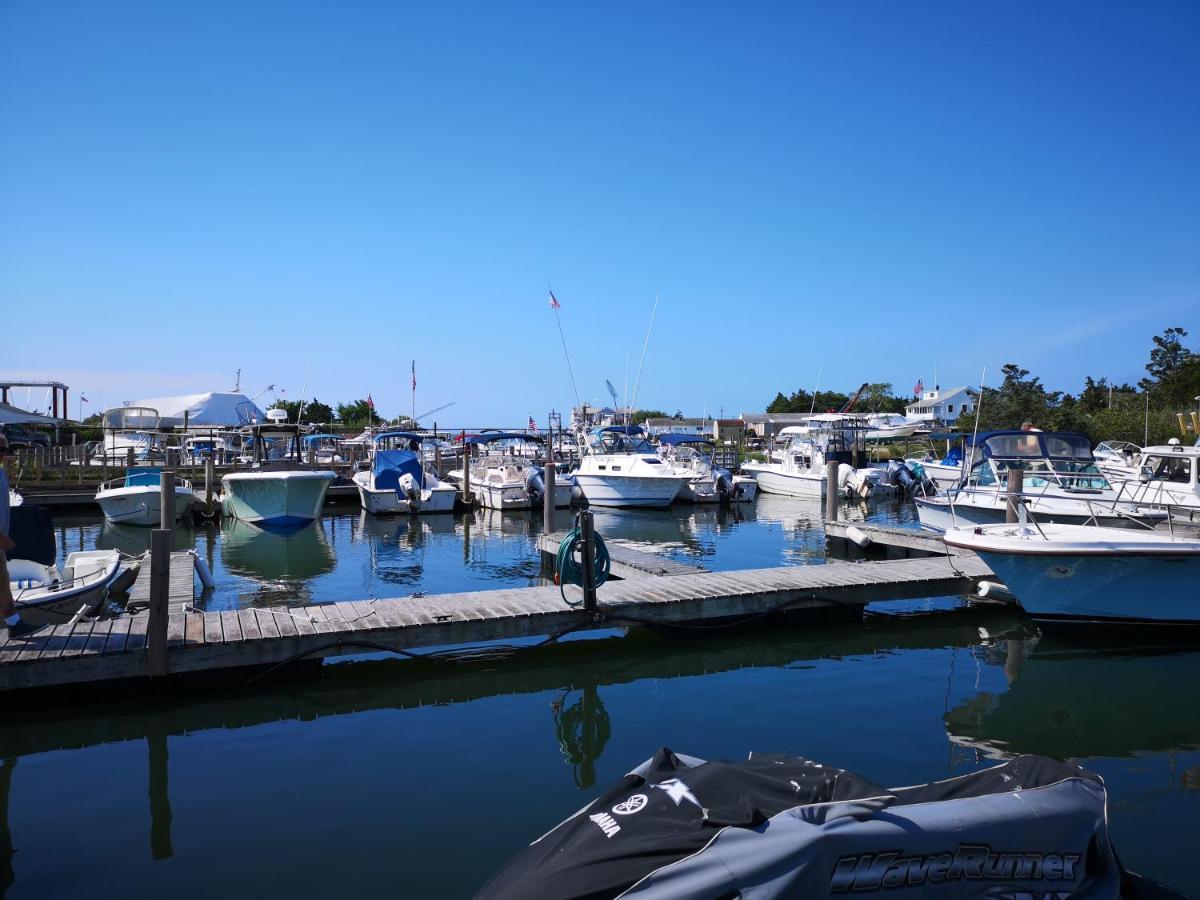 Bay Watch Hotel And Marina Hampton Bays Esterno foto