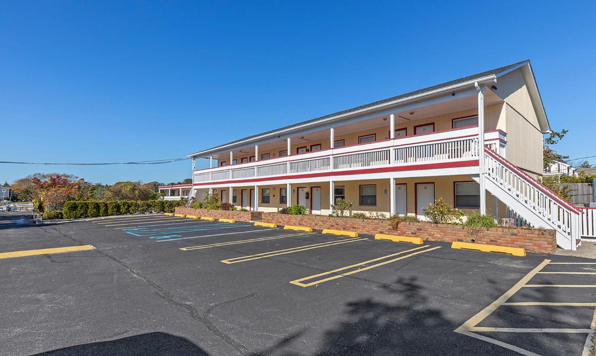 Bay Watch Hotel And Marina Hampton Bays Esterno foto